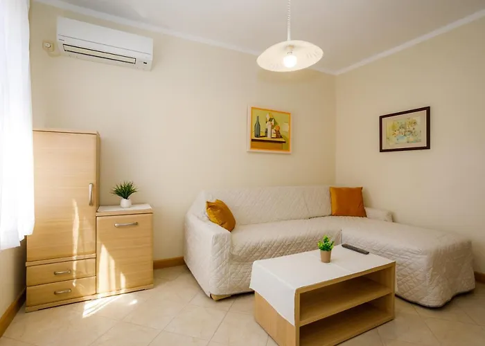 Franolic Apartment Krk Town